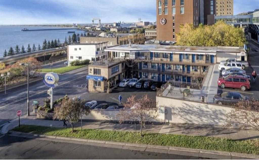 Voyageur Lakewalk Inn Duluth Zewnętrze zdjęcie